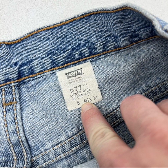Levi’s 577 Vintage Jean Shorts - Picture 8 of 8